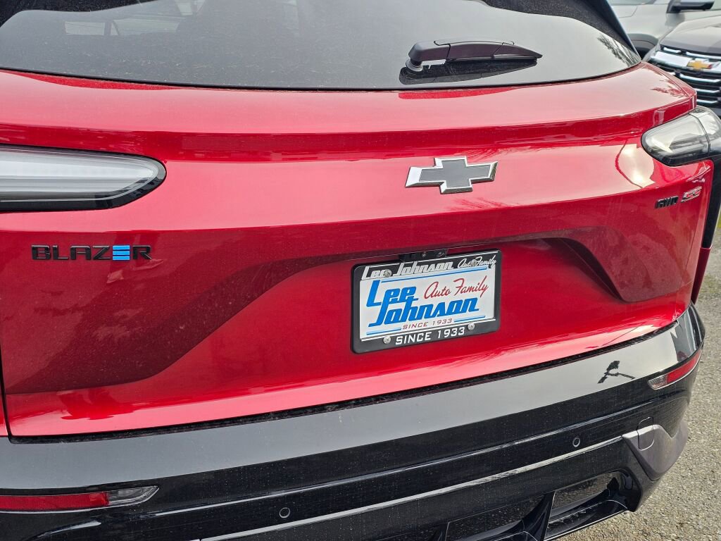 New 2026 Chevrolet Blazer EV SS image 22
