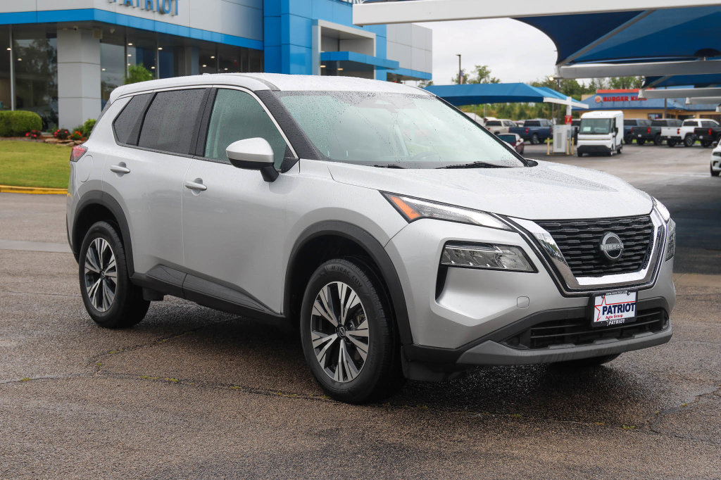 Used 2023 Nissan Rogue SV AWD/4WD image 1