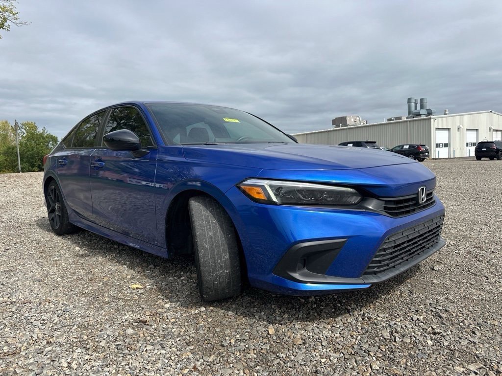 Used 2023 Honda Civic Sport image 9