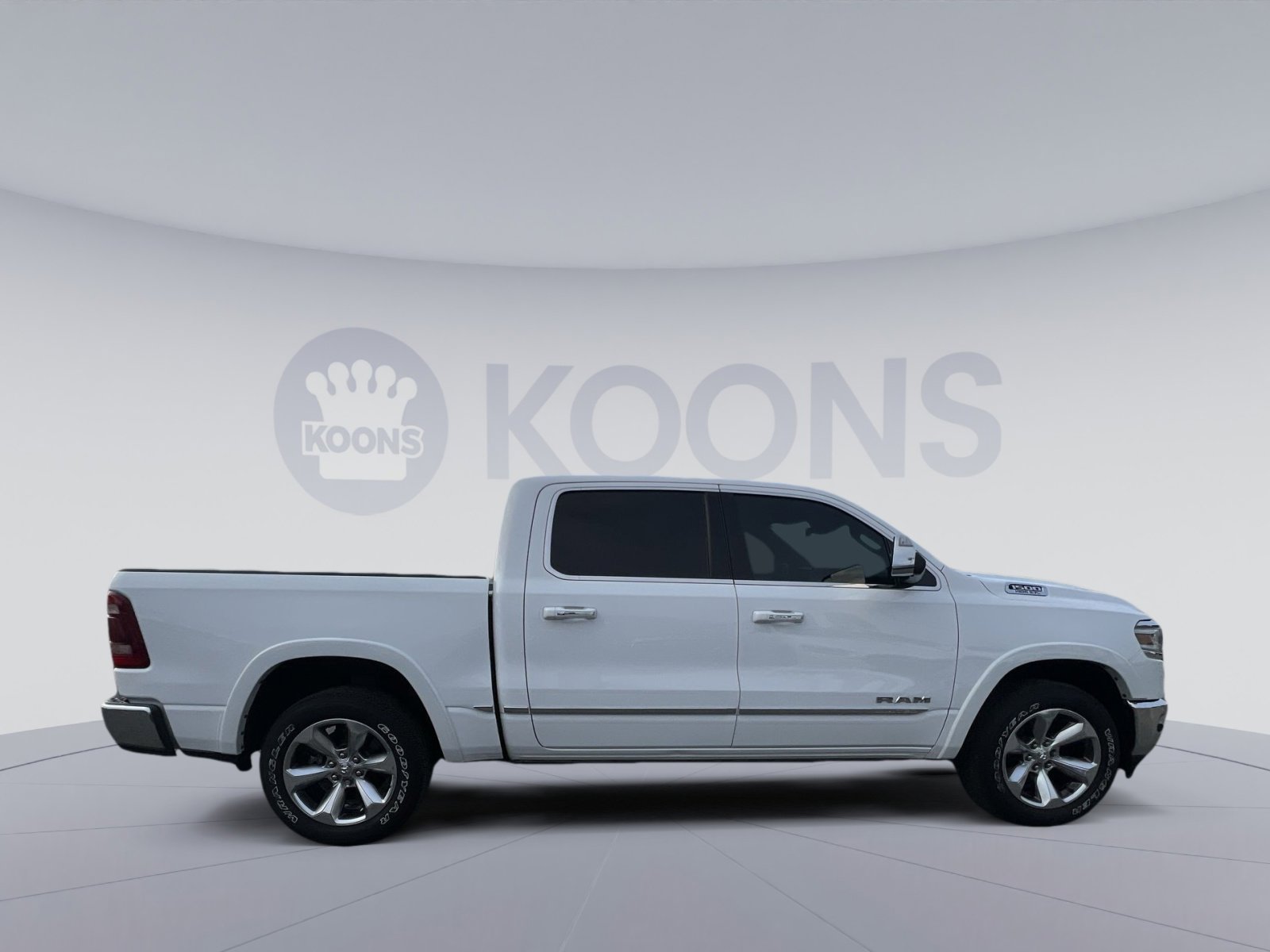 Used 2020 RAM 1500 Limited image 8
