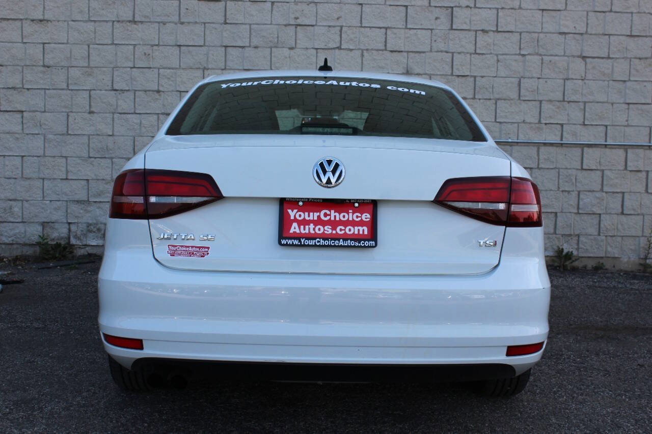Used 2017 Volkswagen Jetta SE image 4