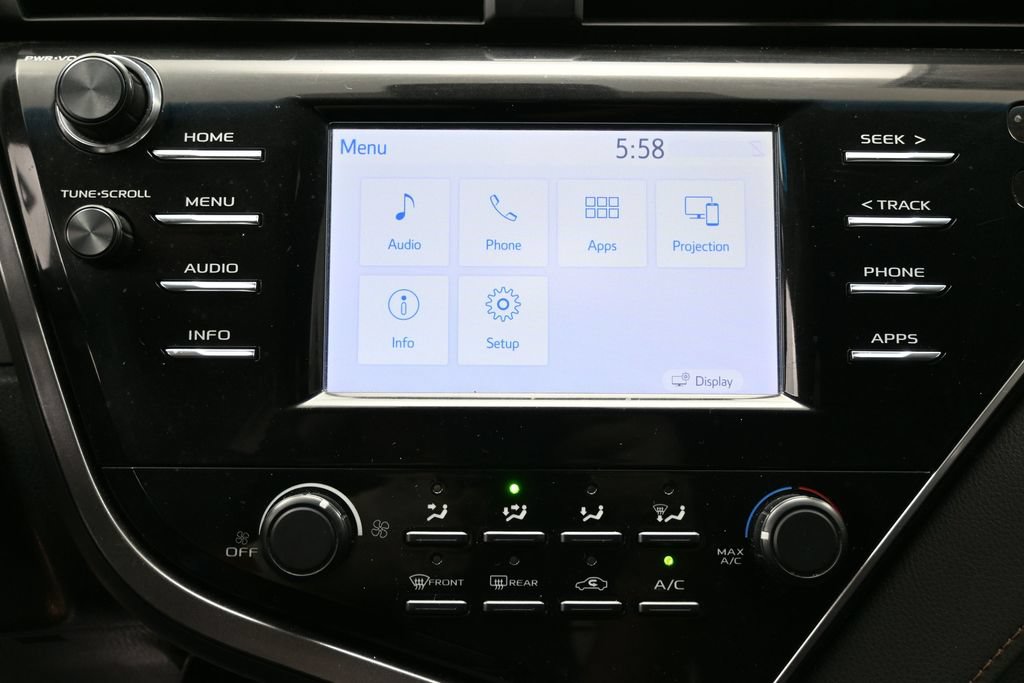 Used 2018 Toyota Camry LE FWD image 22