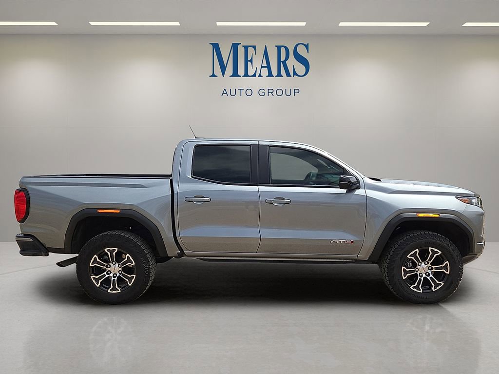 Used 2024 GMC Canyon AT4 w/ AT4 Premium Package AWD/4WD image 6