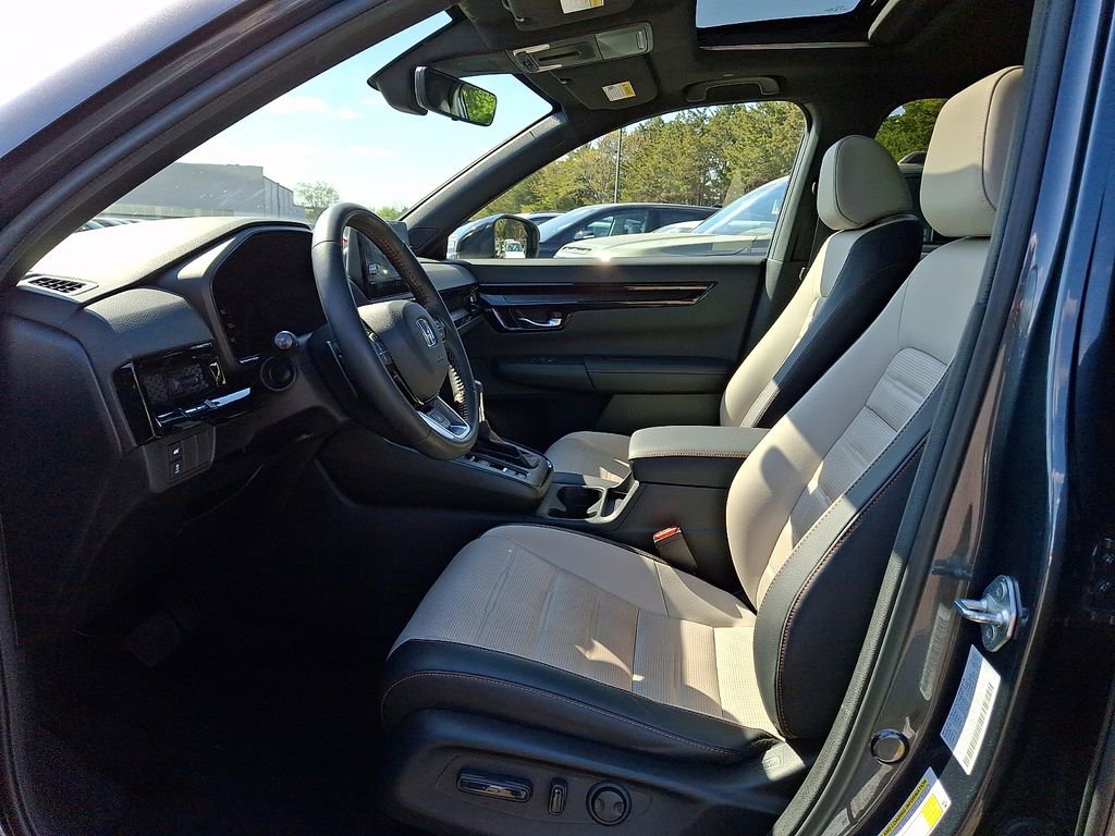 Used 2023 Honda CR-V Sport Touring image 13