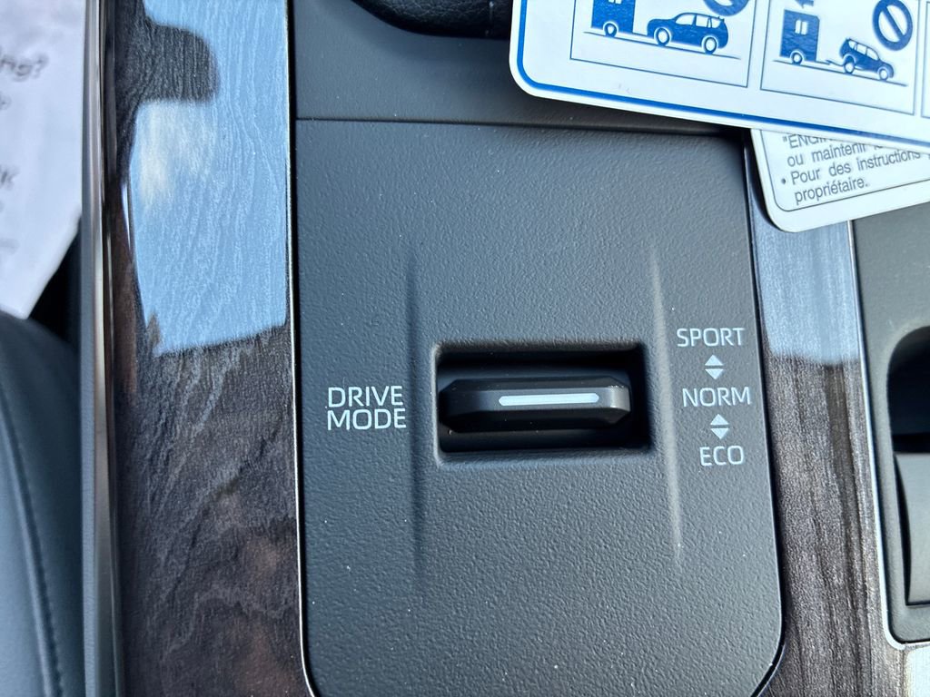 New 2026 Toyota Highlander Platinum AWD/4WD image 36