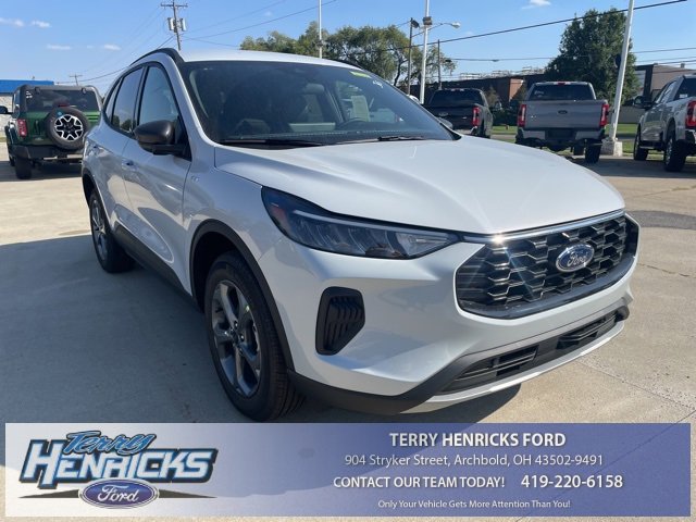 New 2026 Ford Escape ST-Line image 1