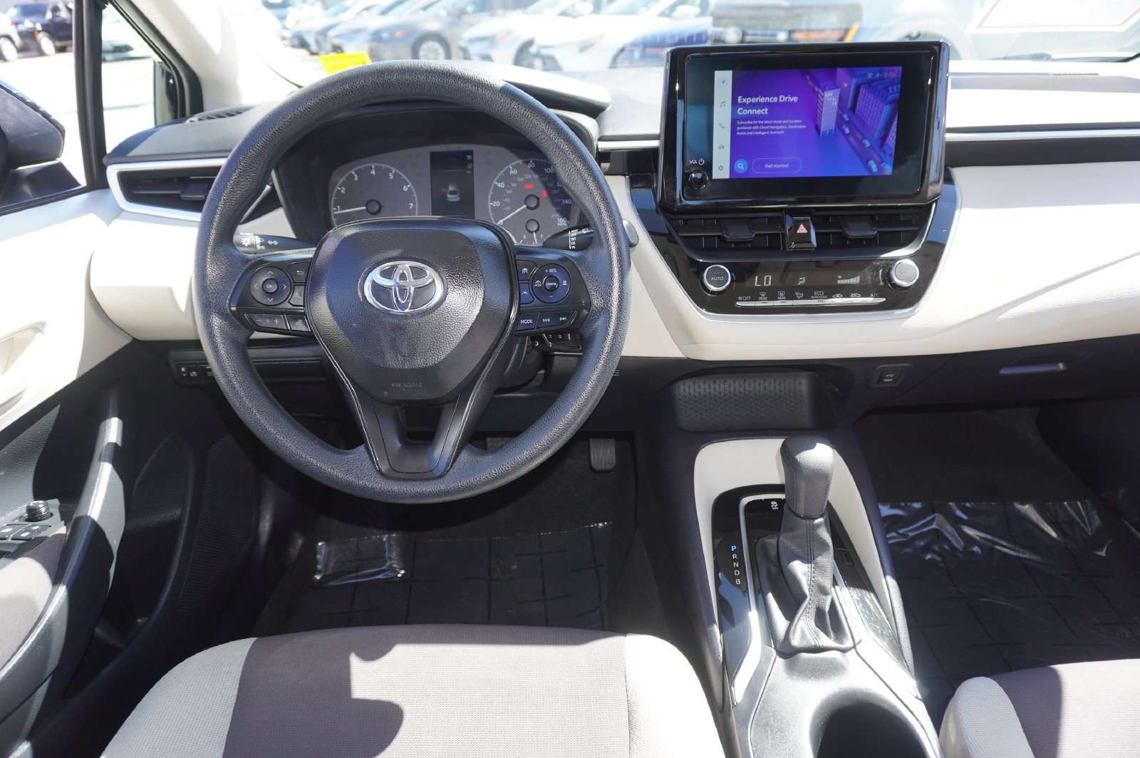 Certified 2025 Toyota Corolla LE FWD image 10