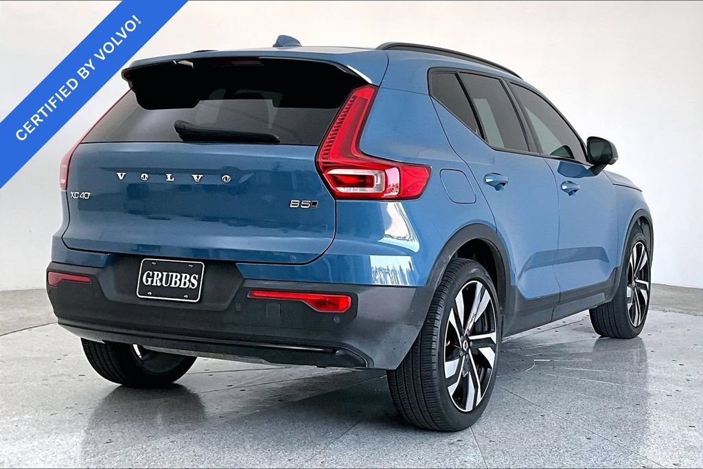 Certified 2024 Volvo XC40 B5 Plus w/ Protection Package Premier AWD/4WD image 2