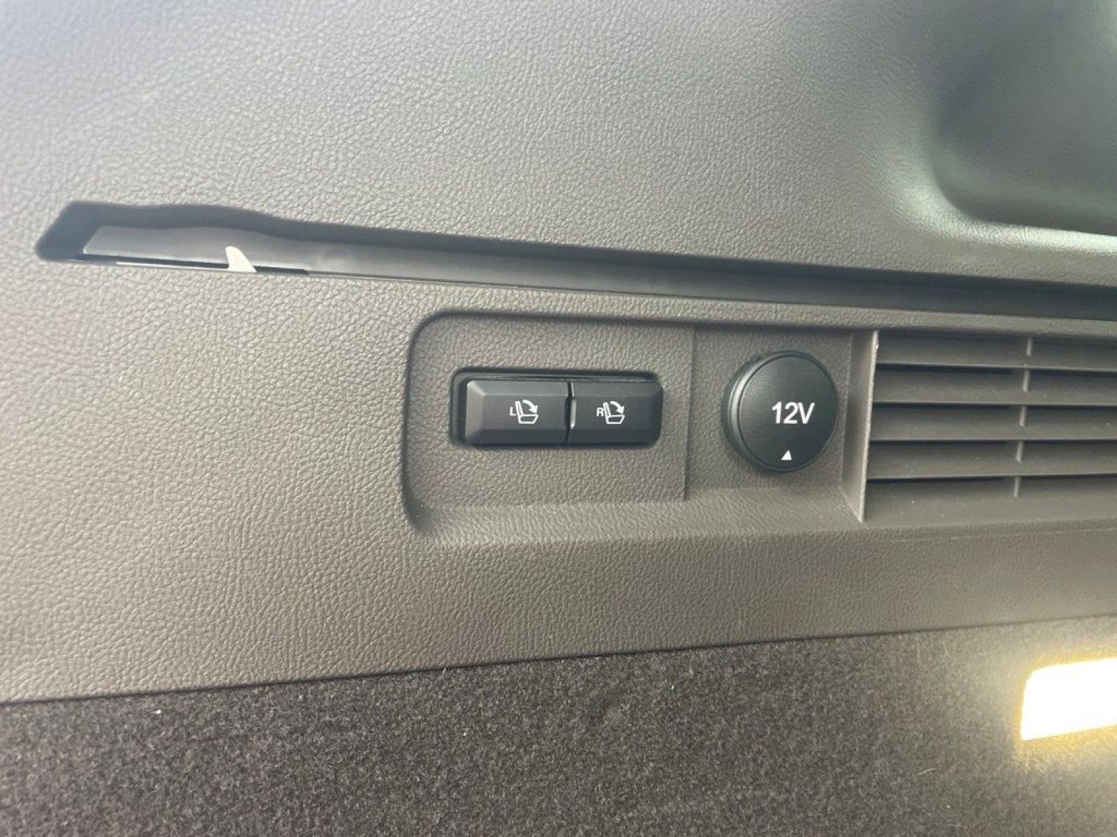 Used 2021 Lincoln Nautilus Reserve AWD/4WD image 24