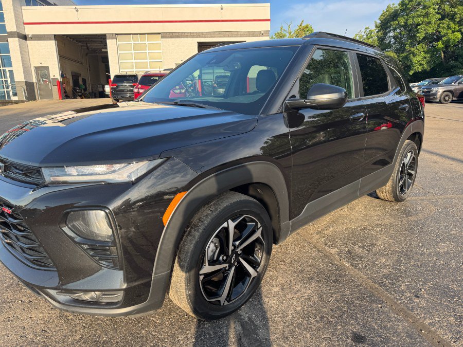 Used 2021 Chevrolet TrailBlazer RS w/ Convenience Package FWD image 9