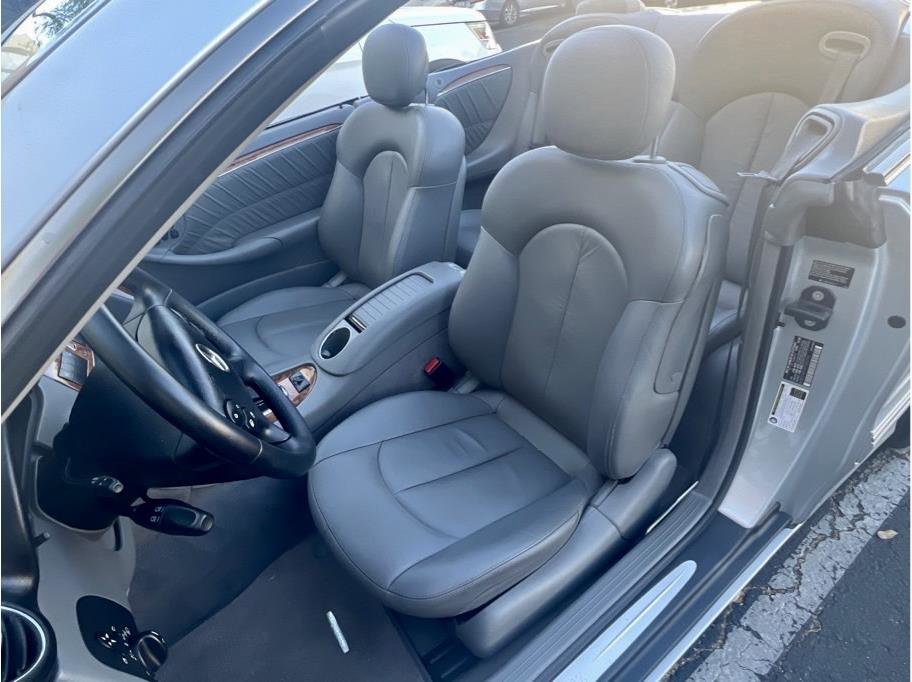 Used 2008 Mercedes-Benz CLK 350 Cabriolet image 35