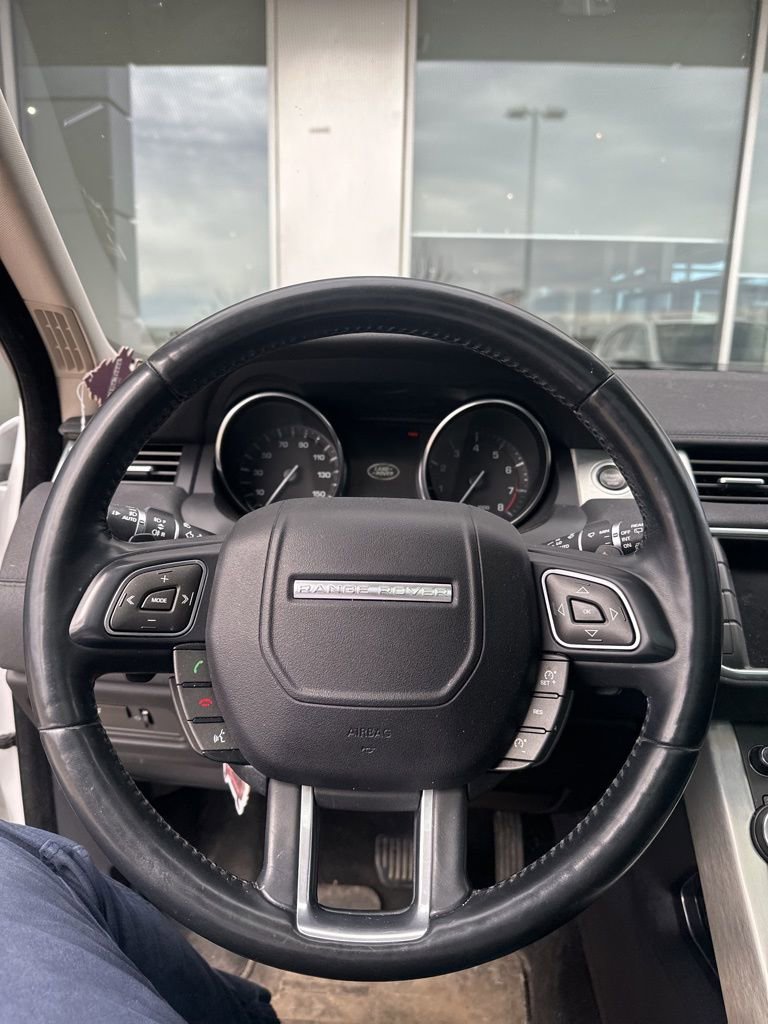 Used 2015 Land Rover Range Rover Evoque Pure Plus AWD/4WD image 15