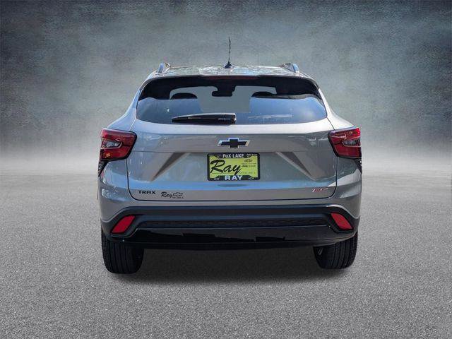 New 2026 Chevrolet Trax RS w/ Sunroof Package FWD image 5