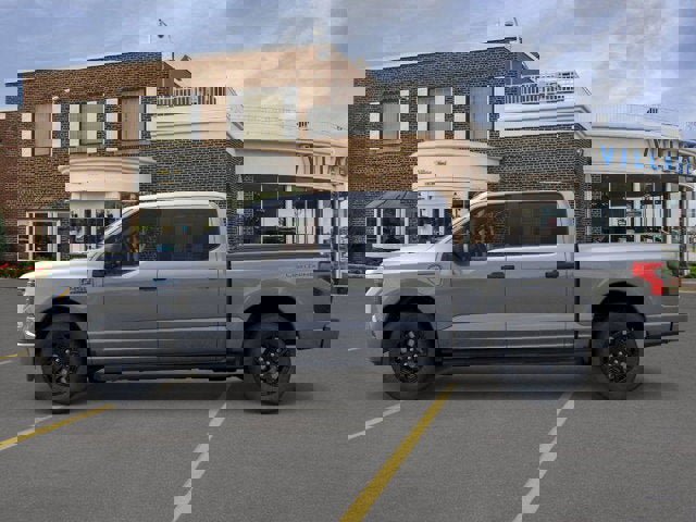 New 2025 Ford F150 Lightning XLT image 28