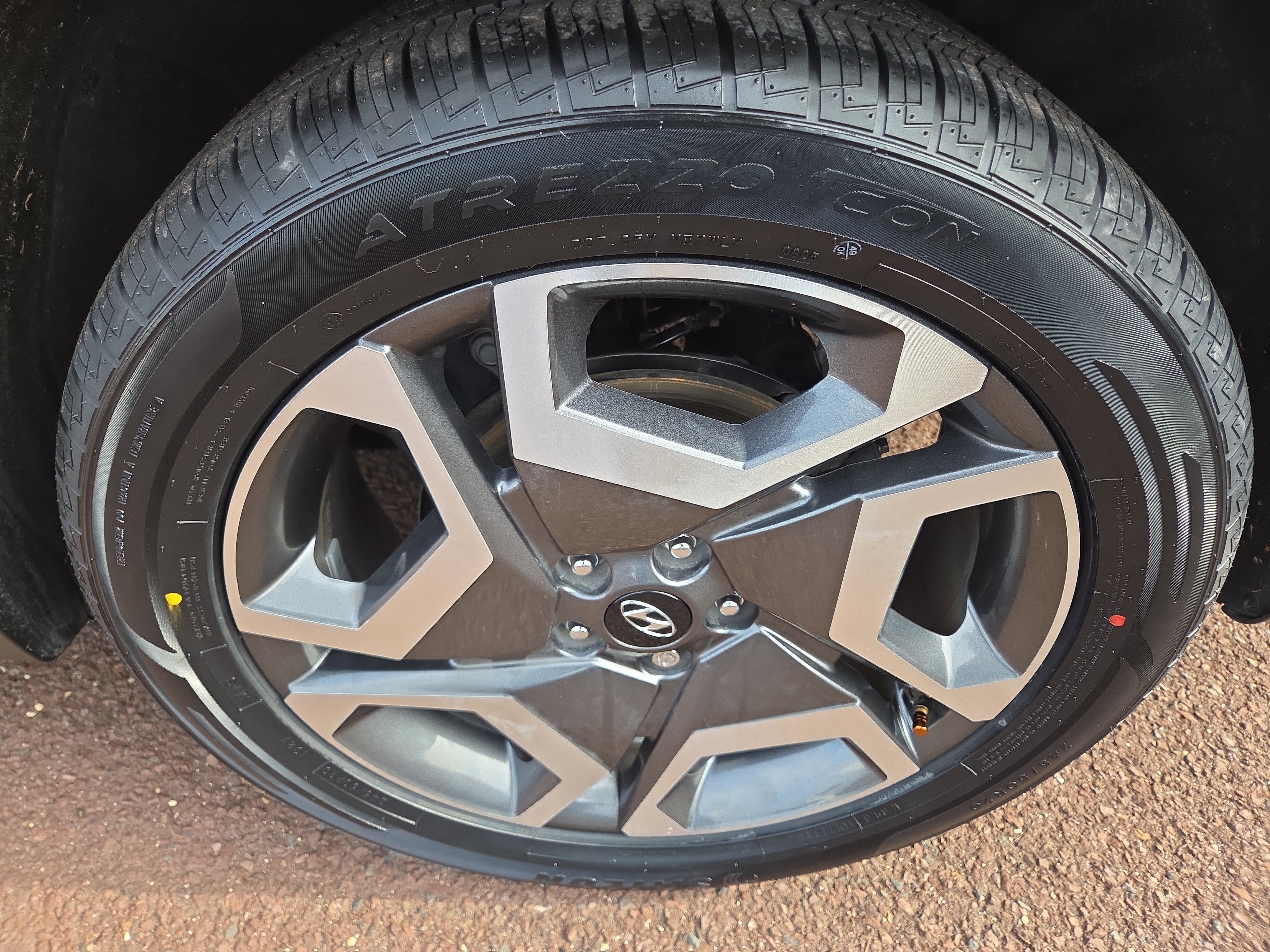 Used 2023 Hyundai Palisade SEL w/ Premium Package image 11