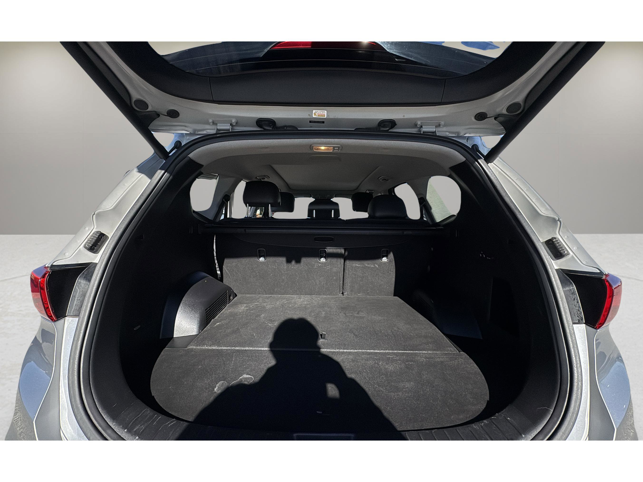 Used 2020 Hyundai Santa Fe Limited image 16