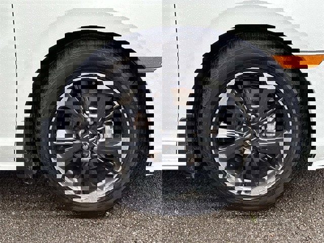 Used 2023 Honda Odyssey Elite image 9