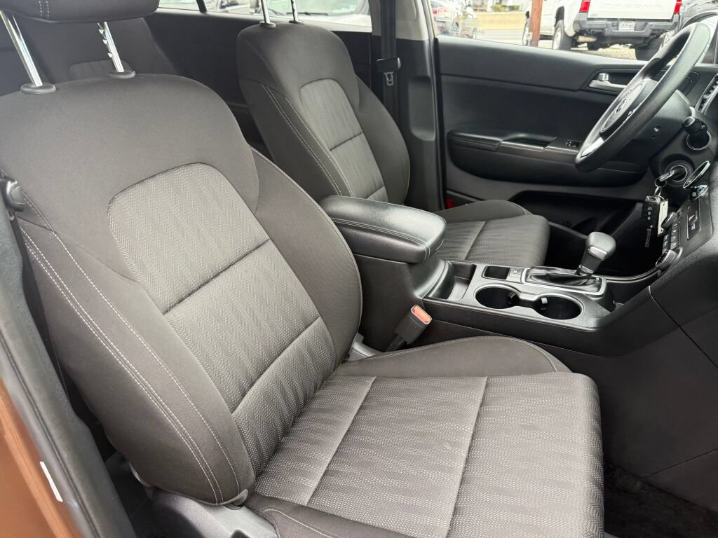 Used 2017 Kia Sportage LX FWD image 27