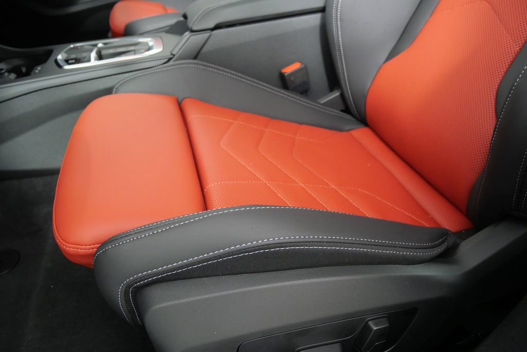 Used 2025 BMW M235i xDrive w/ Premium Package image 13