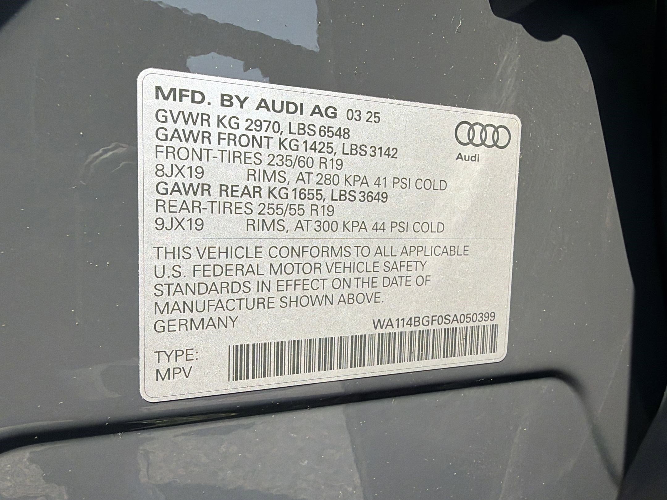 Used 2025 Audi Q6 e-tron Premium w/ Convenience Package AWD/4WD image 16