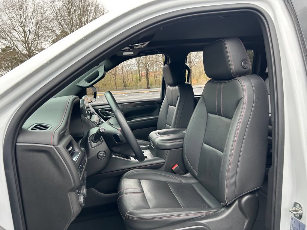Used 2022 Chevrolet Suburban RST w/ Luxury Package AWD/4WD image 42