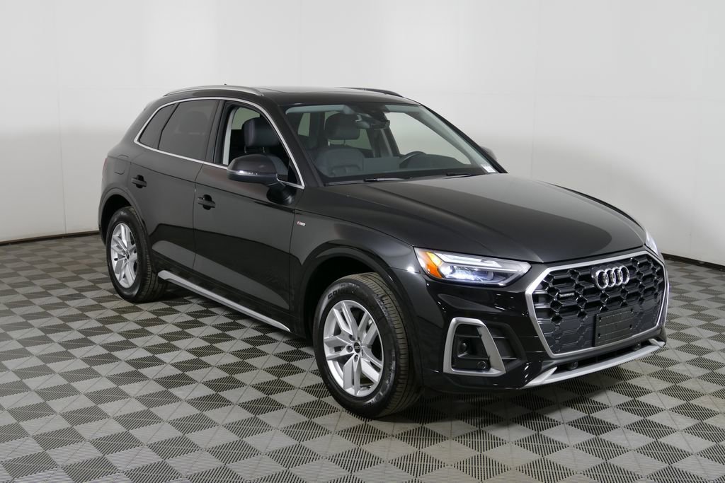 Used 2023 Audi Q5 2.0T Premium w/ Convenience Package AWD/4WD image 1