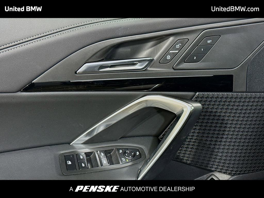 Certified 2025 BMW X1 xDrive28i AWD/4WD image 3