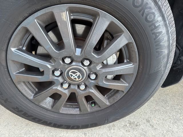 Used 2025 Toyota Land Cruiser 1958 image 14