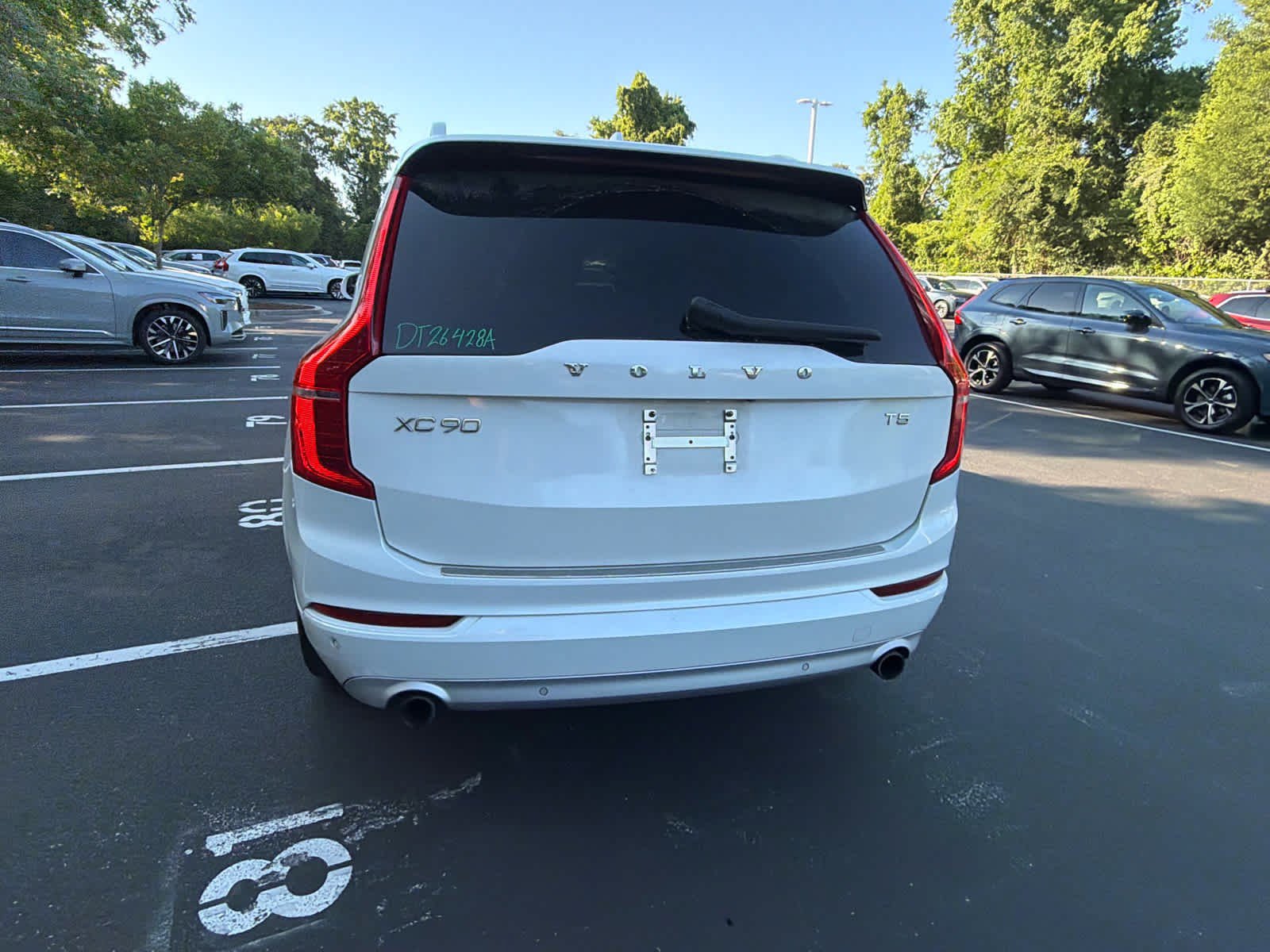 Used 2019 Volvo XC90 T5 Momentum w/ Multimedia Package AWD/4WD image 13