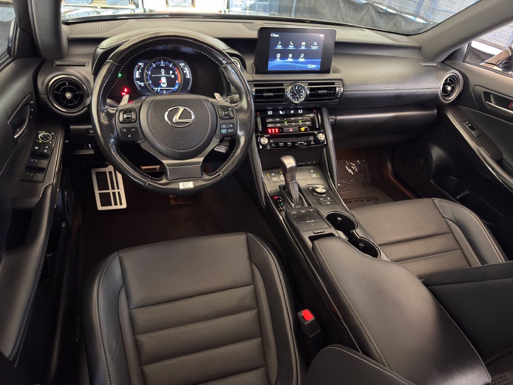 Certified 2025 Lexus IS 350 F Sport RWD image 13