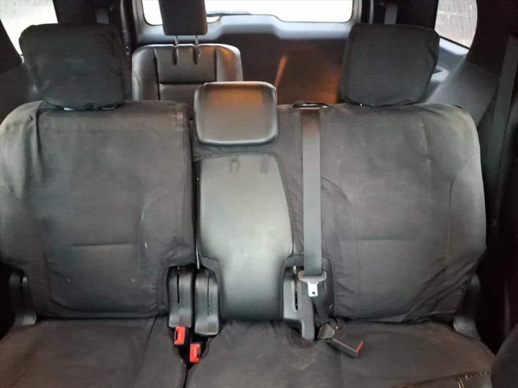 Used 2018 Ford Explorer XLT w/ Equipment Group 202A image 12