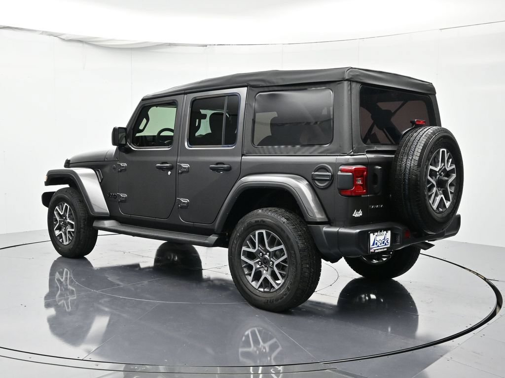 New 2025 Jeep Wrangler Unlimited Sahara w/ Technology Group AWD/4WD image 7