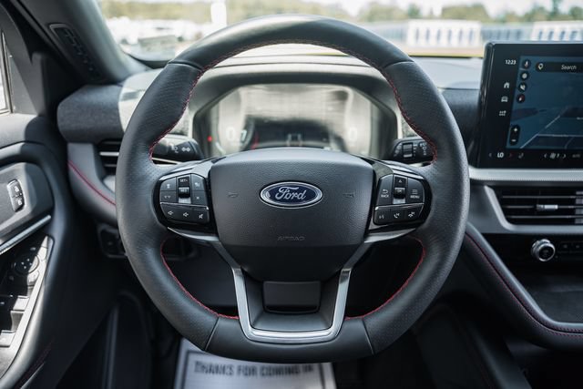 Used 2026 Ford Explorer ST-Line AWD/4WD image 37