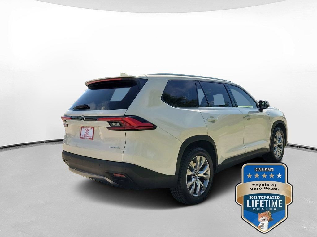 Certified 2024 Toyota Grand Highlander FWD image 4