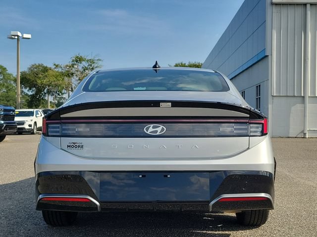 Used 2025 Hyundai Sonata SEL FWD image 9