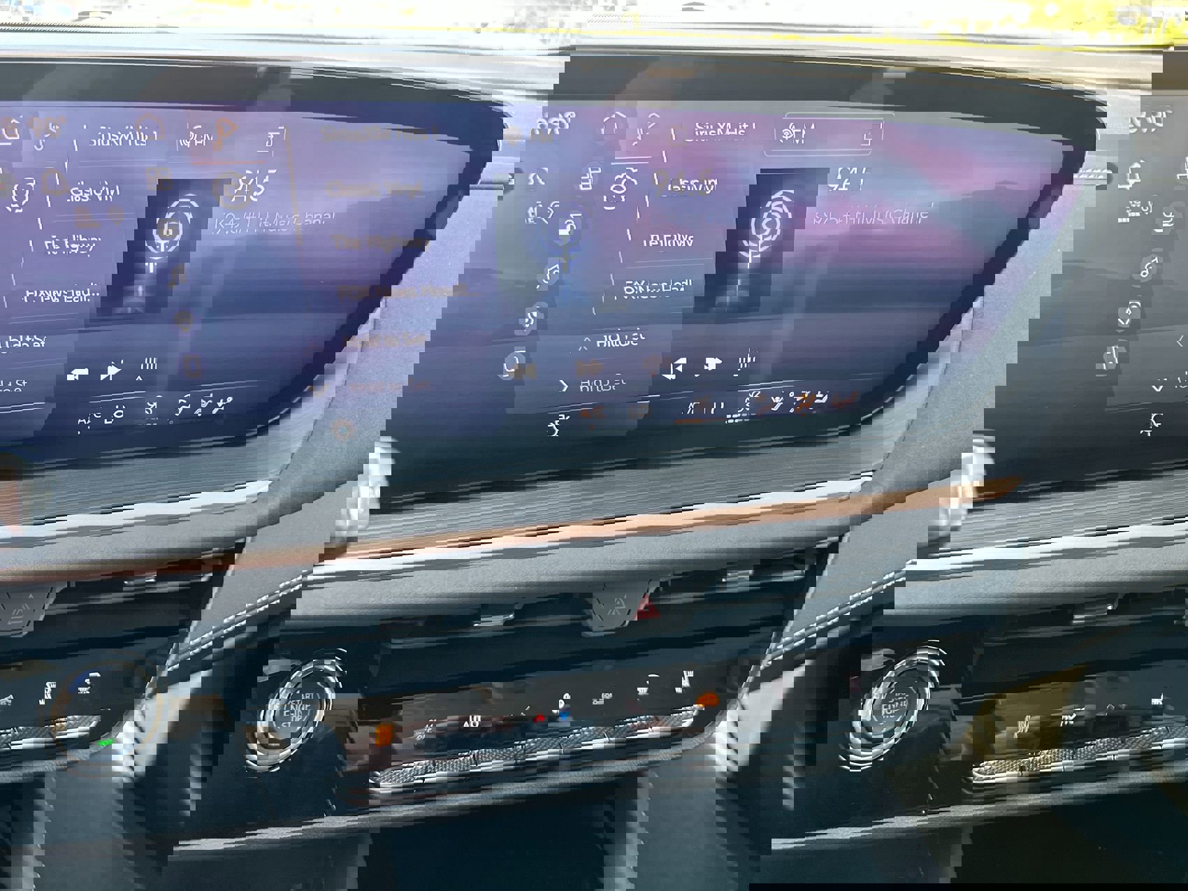 New 2025 Buick Envision Sport Touring image 16