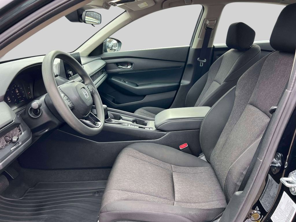 Used 2025 Honda Accord LX image 16