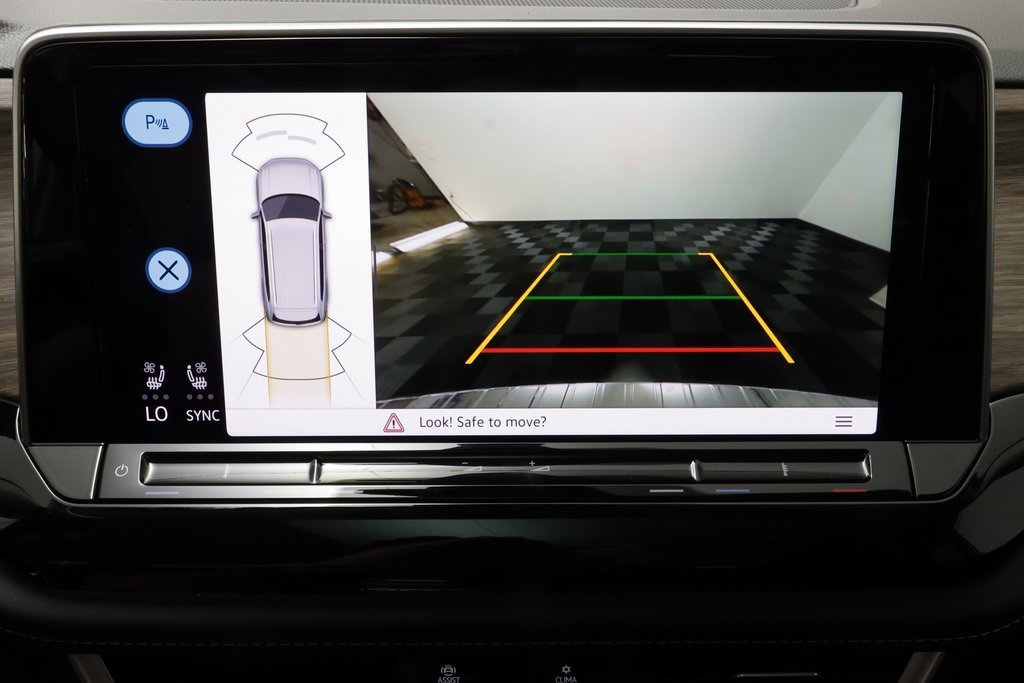 New 2026 Volkswagen Atlas SEL image 12