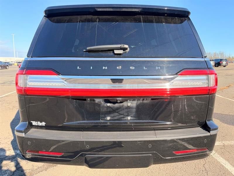 Used 2018 Lincoln Navigator Reserve w/ Technology Package image 7