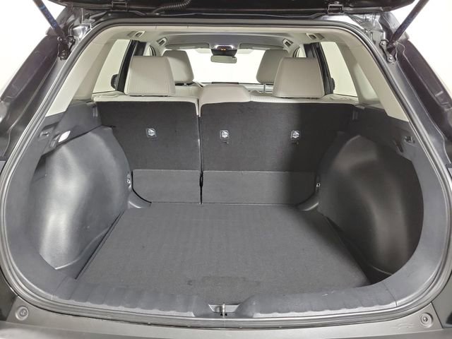 Used 2025 Toyota Corolla Cross L FWD image 10