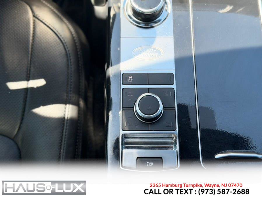 Used 2018 Land Rover Range Rover HSE AWD/4WD image 33
