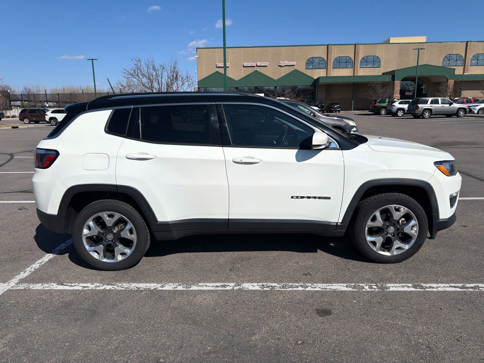 Used 2019 Jeep Compass Limited w/ Advanced Safety Group image 4