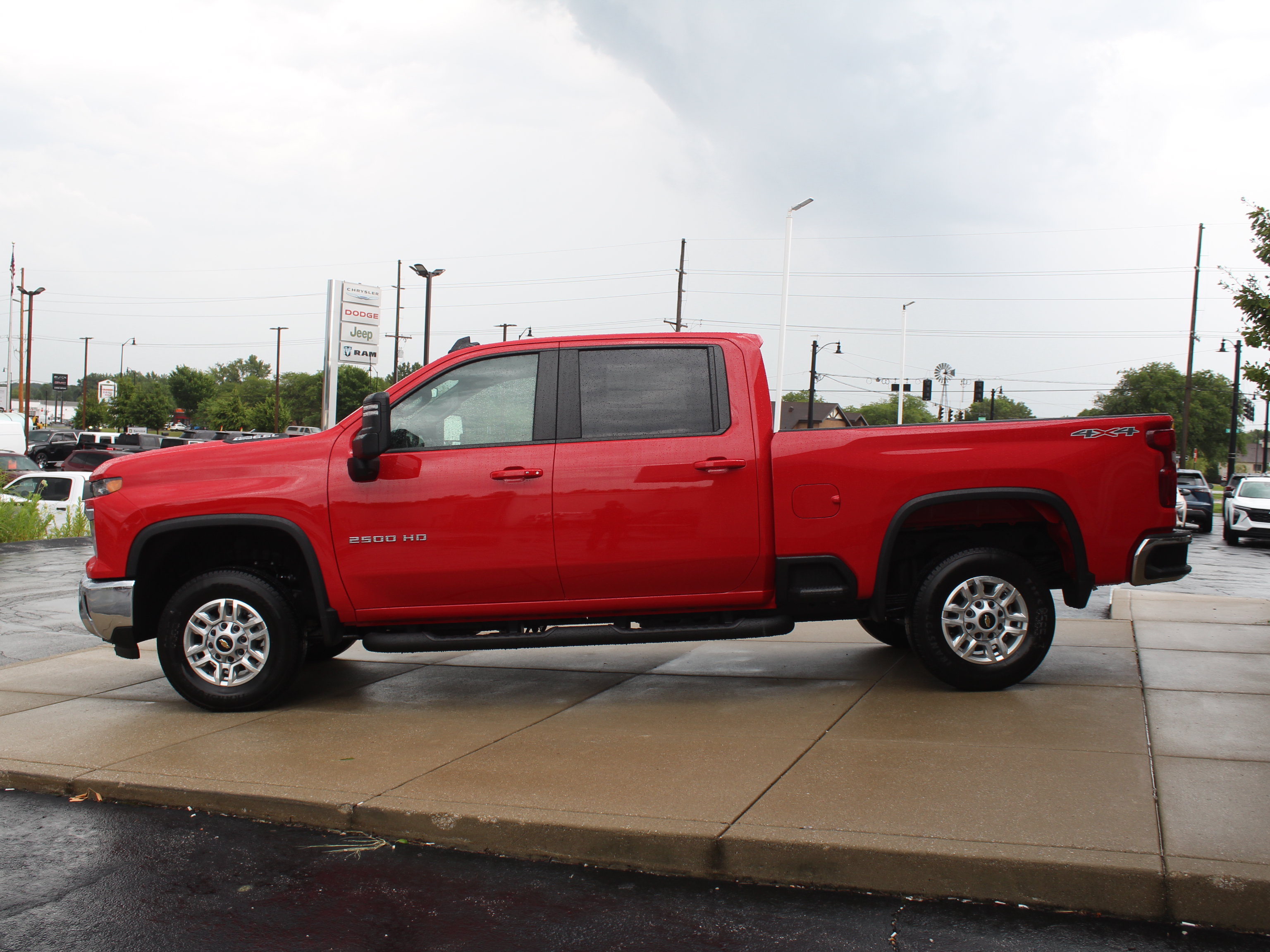 New 2026 Chevrolet Silverado 2500 LT w/ Convenience Package AWD/4WD image 6