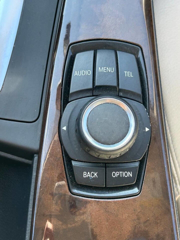 Used 2015 BMW 320i Sedan image 56