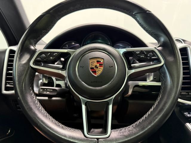 Used 2017 Porsche Cayenne Platinum Edition AWD/4WD image 14