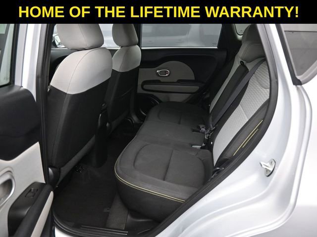 Used 2016 Kia Soul + image 34