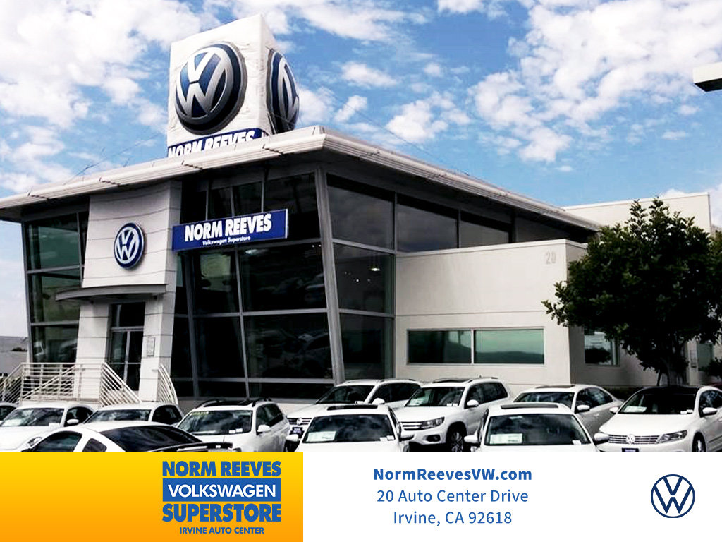 Used 2023 Volkswagen Taos SE w/ Panoramic Sunroof Package FWD image 22