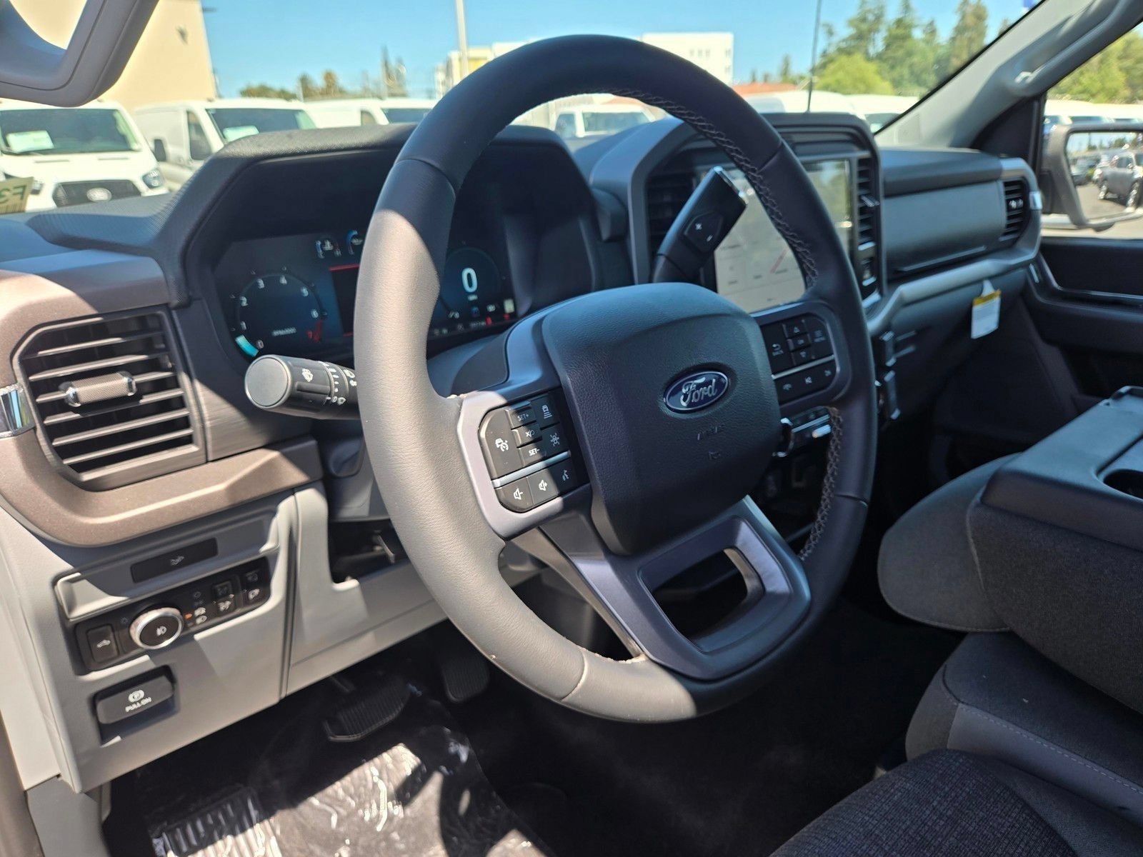 New 2026 Ford F150 XLT w/ Equipment Group 302A MID AWD/4WD image 10