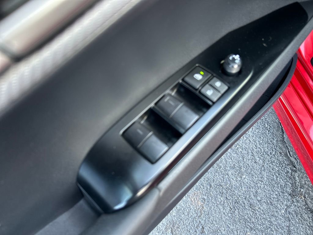 Certified 2025 Toyota Camry SE w/ Convenience Package image 20