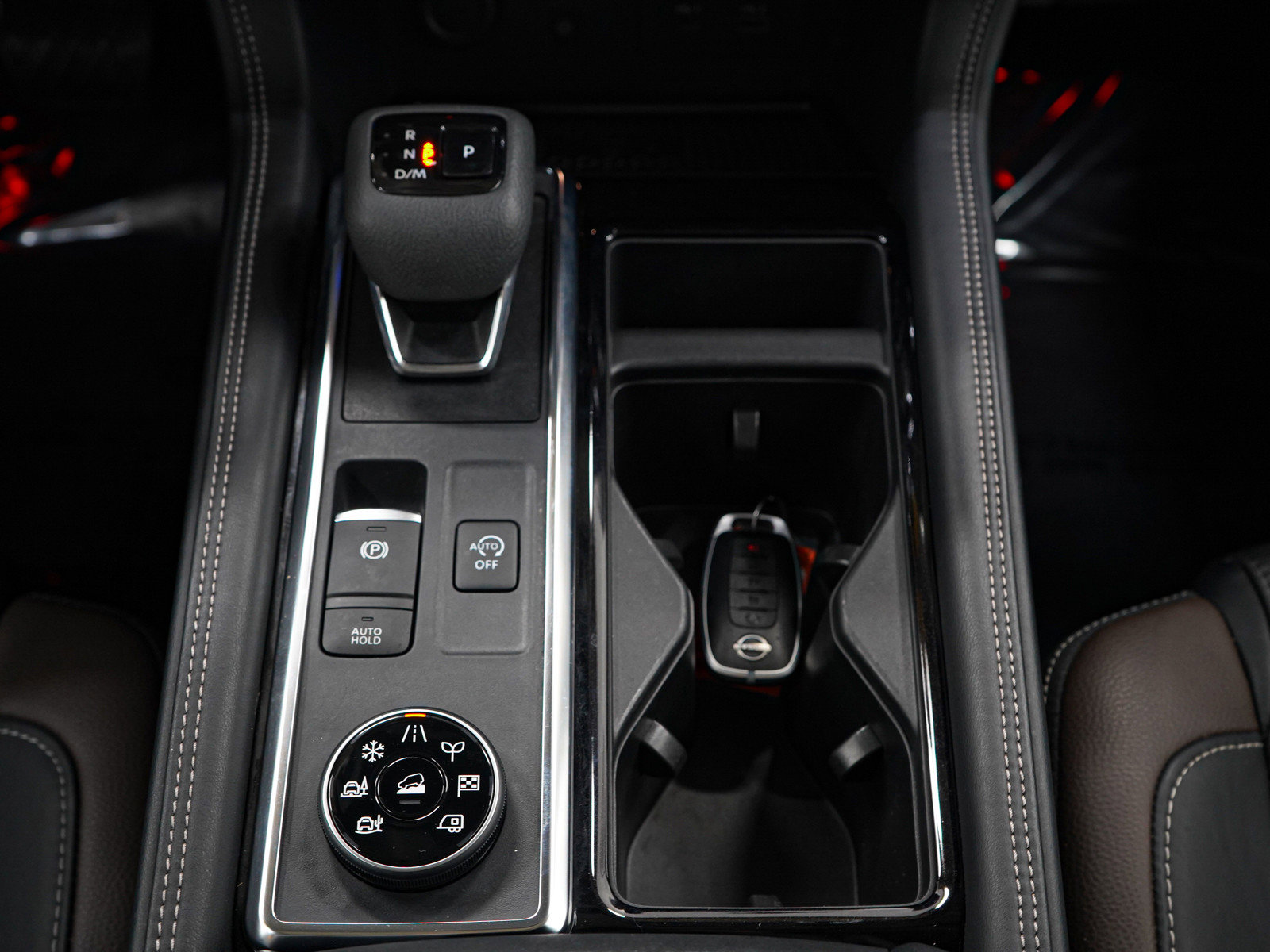 Used 2023 Nissan Pathfinder Platinum image 20